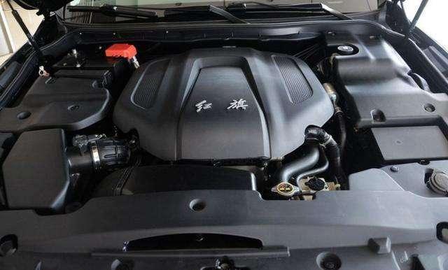 红旗H5仅售15万多,甩迈腾几条街,小区保安看了