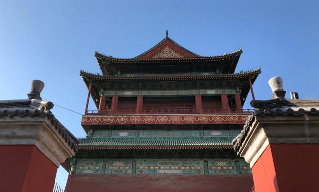晨钟暮鼓 这里不仅是京城的报时中心 还有中国摇滚的半壁江山