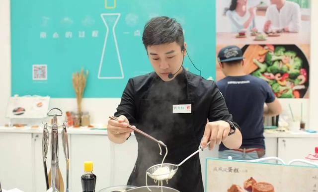 凭什么他可以当顶级厨师的冠军？