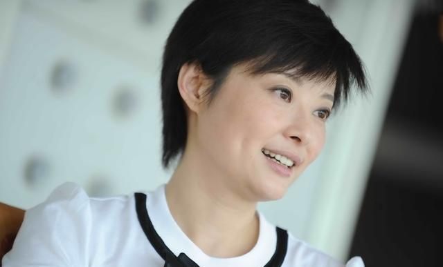 袁立炮轰《演员的诞生》，网友力挺她，为什么其他演员都不做声？