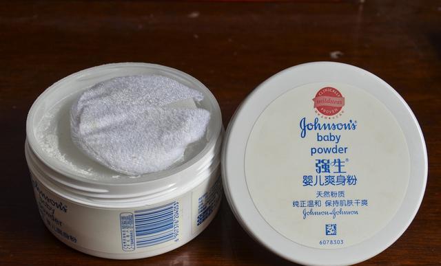 强生赔偿47亿 爽身粉内含有石灰 导致妇女患卵巢癌