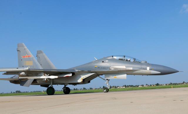 苏30mkk加入中国空军 中国空军力量攻防兼备的转折点