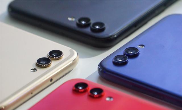 2017全面屏手机大爆发,哪些机型真的好用?