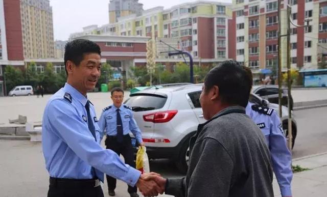 全市见义勇为工作部门开展 中秋节走访慰问见