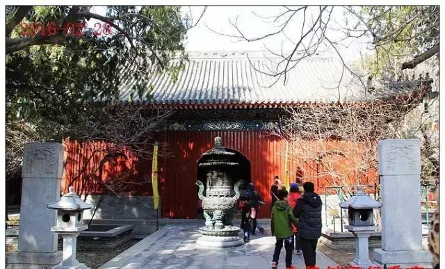 北京最大的卧佛，就在这座庙里，很多人都不知道！