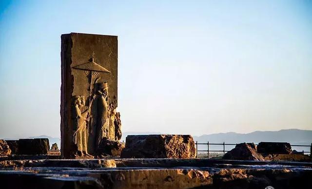 朗宣布中国游客可获得三个月有效期的落地签!