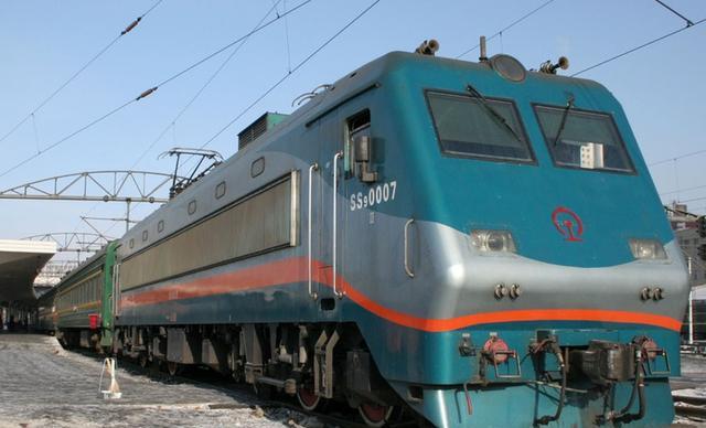 韶山9型电力机车合集(0001至0010),大部分配属上海局