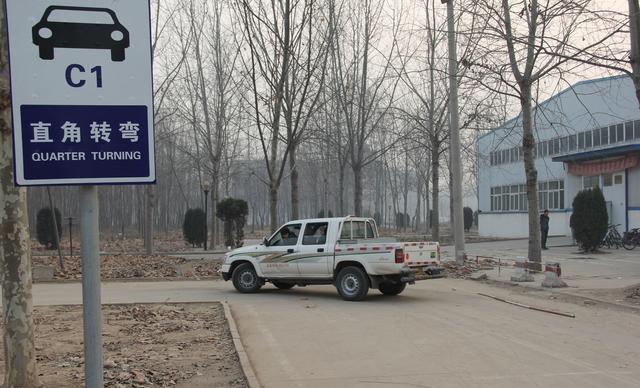 驾校提醒:2018年驾考新规定,科目二最新考试要