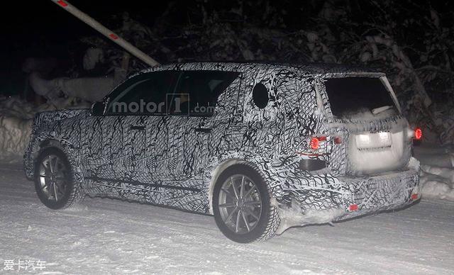 奔驰GLB谍照曝光 将基于MFA2平台打造