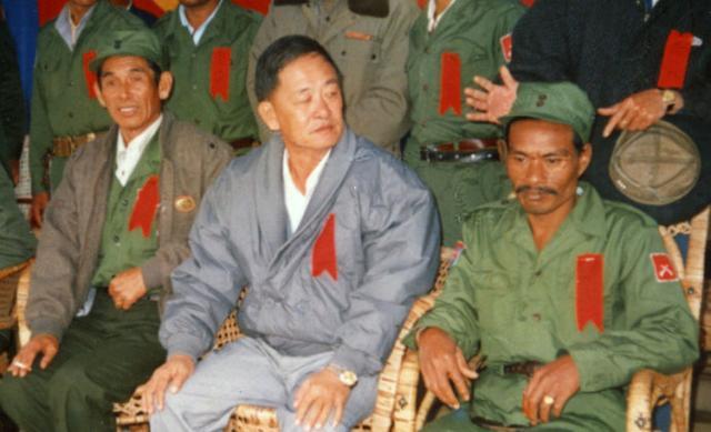 期间与魏学刚发生过几次冲突,从而使得泰国军方损失了不少人手,为此