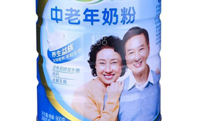 50周岁左右的女性,应该喝些什么牛奶?