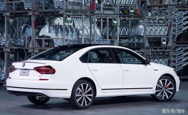 全新帕萨特GT亮相 外观帅 配3.6L VR6发动机