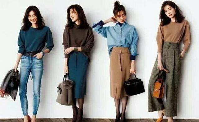 日系通勤是很适合亚洲女性的职场穿搭 职场穿搭的要点是:女性化,但不