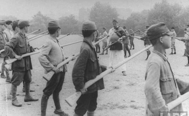 日本受武士道精神影响,小孩从小被洗脑