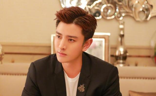 李小璐、白百何上演某某门,大众为啥心痛贾乃