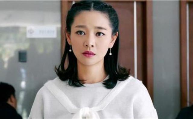 出道15年一直不愠不火, 如今搭档张嘉译终成一