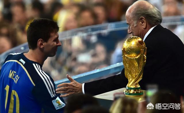 如果梅西早年加入西班牙国籍,他现在会是历史