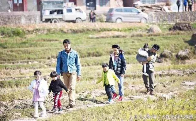 明道不仅长得帅,教孩子竟然也是套路满满!