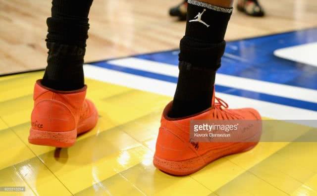 NBA全明星赛上的篮球明星们,都穿了哪双球鞋