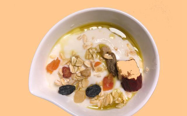 3个罪魁祸首害你便秘!教你喝点油,不到3天大便