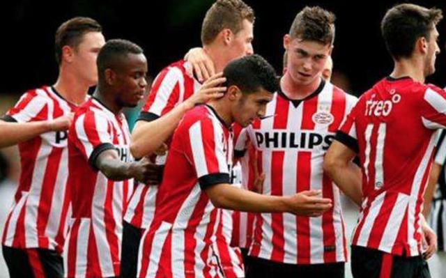 早场巴塞罗那赢球还是比较开心的,期待晚场可