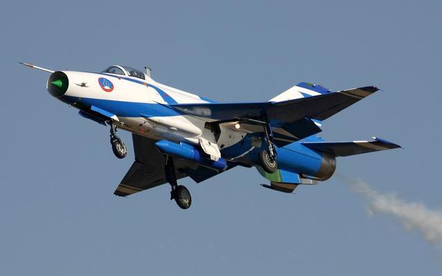 飞机资料库 之 歼7战机(中国)