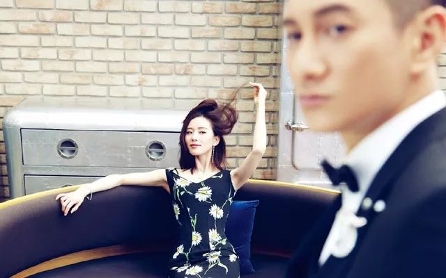 别再说刘诗诗身材不好了!小露一下性感无敌!网