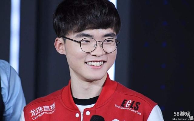 Faker打比赛被坑 心态临近崩盘?!