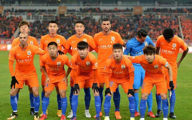 2018赛季中超第一轮,表现最让人惊喜的球队当属山东鲁能了!