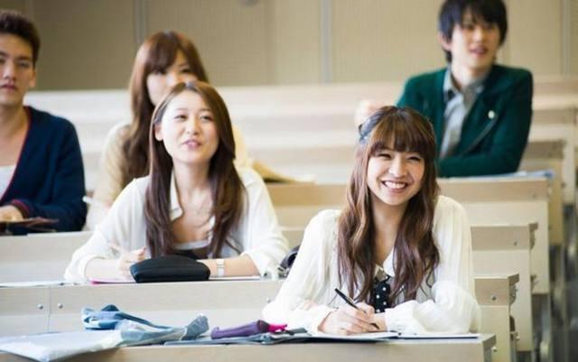 教育部新规: 2018毕业820万大学生何去何从?