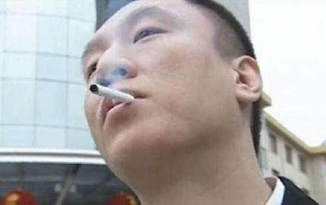 黑老大孙红雷早年的一些旧照真的是霸气，现在怎么变成这样了!