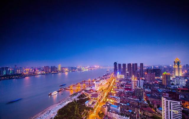 中国最发达的城市_创业密度高居全国第一,在深圳营商便捷安心