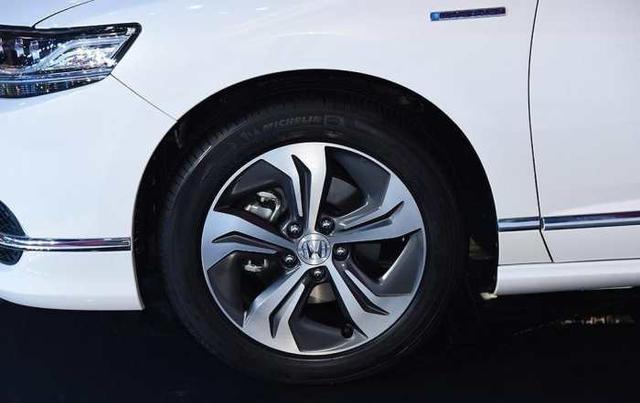 降2万，果断放弃帕萨特！