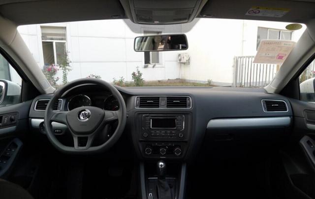 新车味道大，该怎么去除？