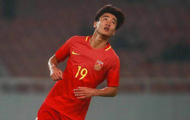 国足U23名单展中超争冠格局 上港势弱很难掀