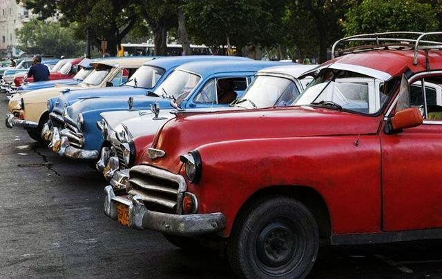 这个国家曾经被美国经济制裁, 如今却是美国老