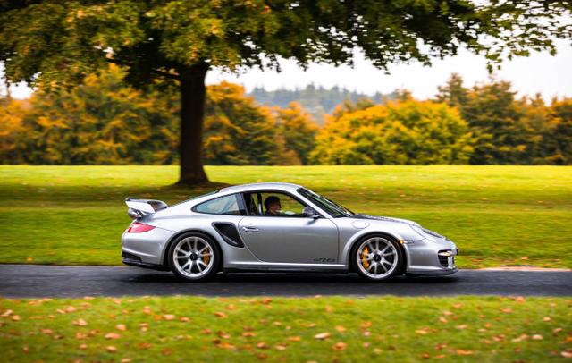 porsche 997 gt  rs sport classic gt3 rs 4.0