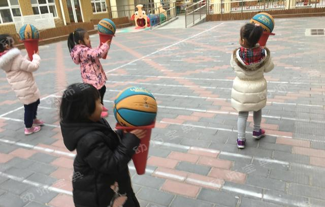 幼儿园：12种球类游戏，想怎么玩就怎么玩！