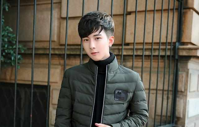 男人穿衬衫要不要把衣角塞进裤子,大多数人都