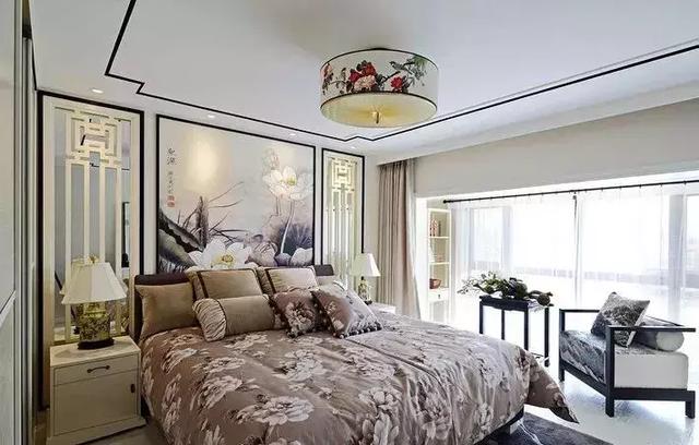 2018床头已经不流行挂结婚照了,现在大部分都