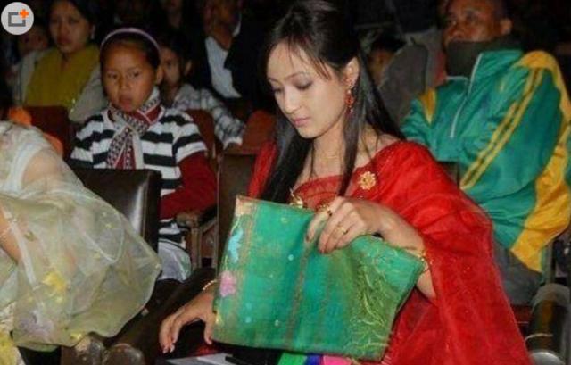 印度境内有个独立小中国,自称汉唐遗族,会讲