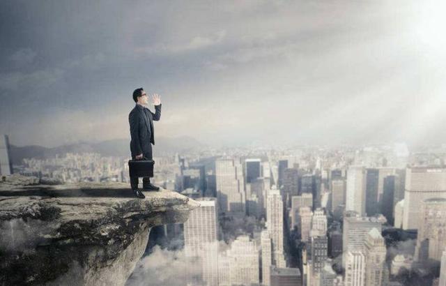 80后大学生怒斥腾讯,刺痛马化腾,却让它6年市