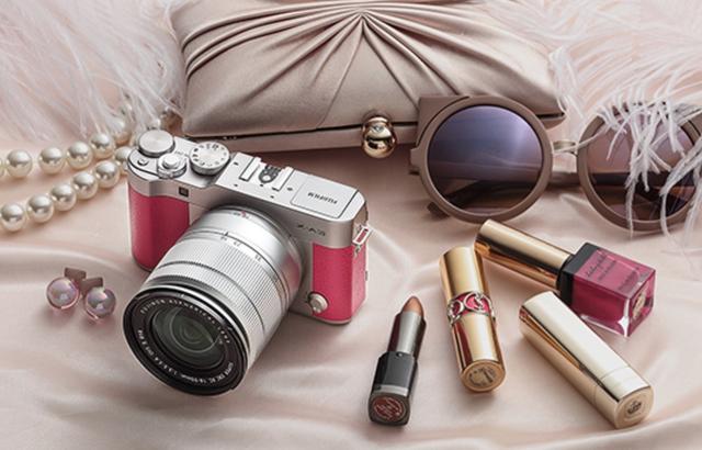 适合女生旅行拍照用的?富士XA3和佳能200D如