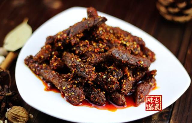 秘制麻辣牛肉干