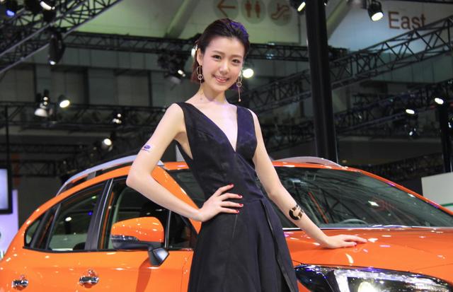 假装在2018台北车展，小姐姐素质对比国内车展如何？