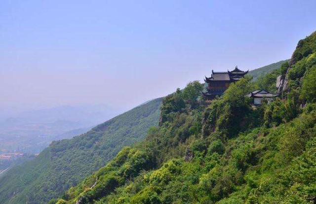 探寻藏匿在上海周边的山峰, 走明代古道, 泡温泉