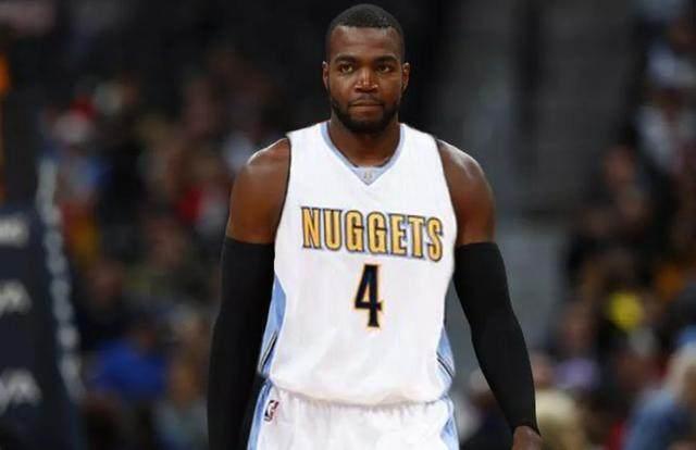 NBA现役年薪最高的五个球星!傻芬3000万都垫