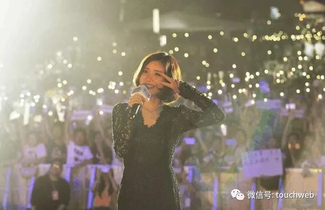 2017斗鱼嘉年华_冯提莫斗鱼嘉年华2017_斗鱼2017嘉年华回放