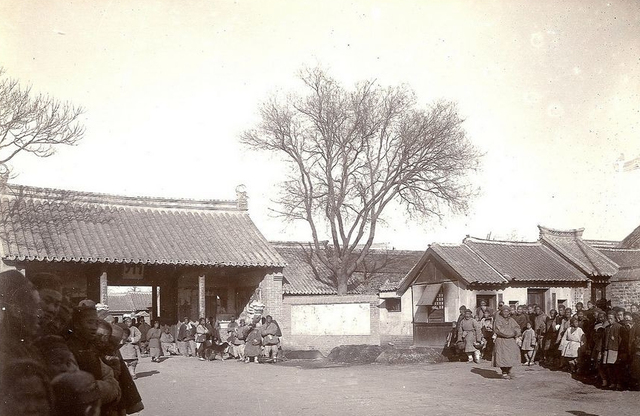 历史老照片:1898年左右晚清时期的青岛胶州地区老照片!