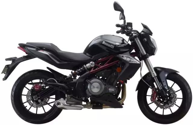 印度视角看贝纳利TNT302和KTM390Duke对比评测